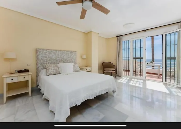 Belen 1 Casa 8 * 埃斯特波纳